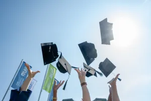 Stellvertretend Abschluss