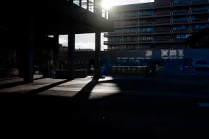 Licht und Schatten an der Universitätsbibliothek
