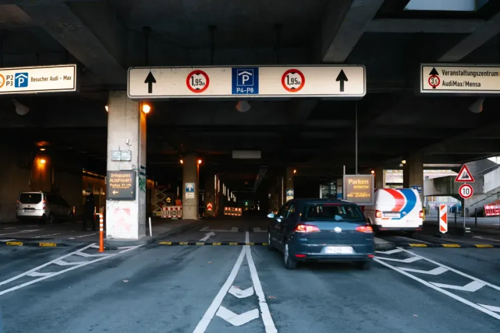 Die Sanierung des zentralen Parkhauses startet